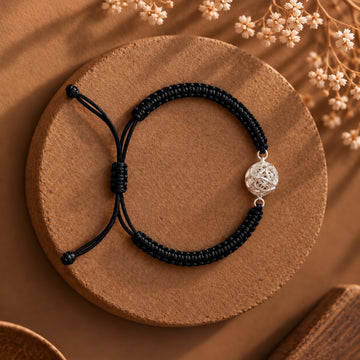 The Minimal Silver Tarakashi Bracelet