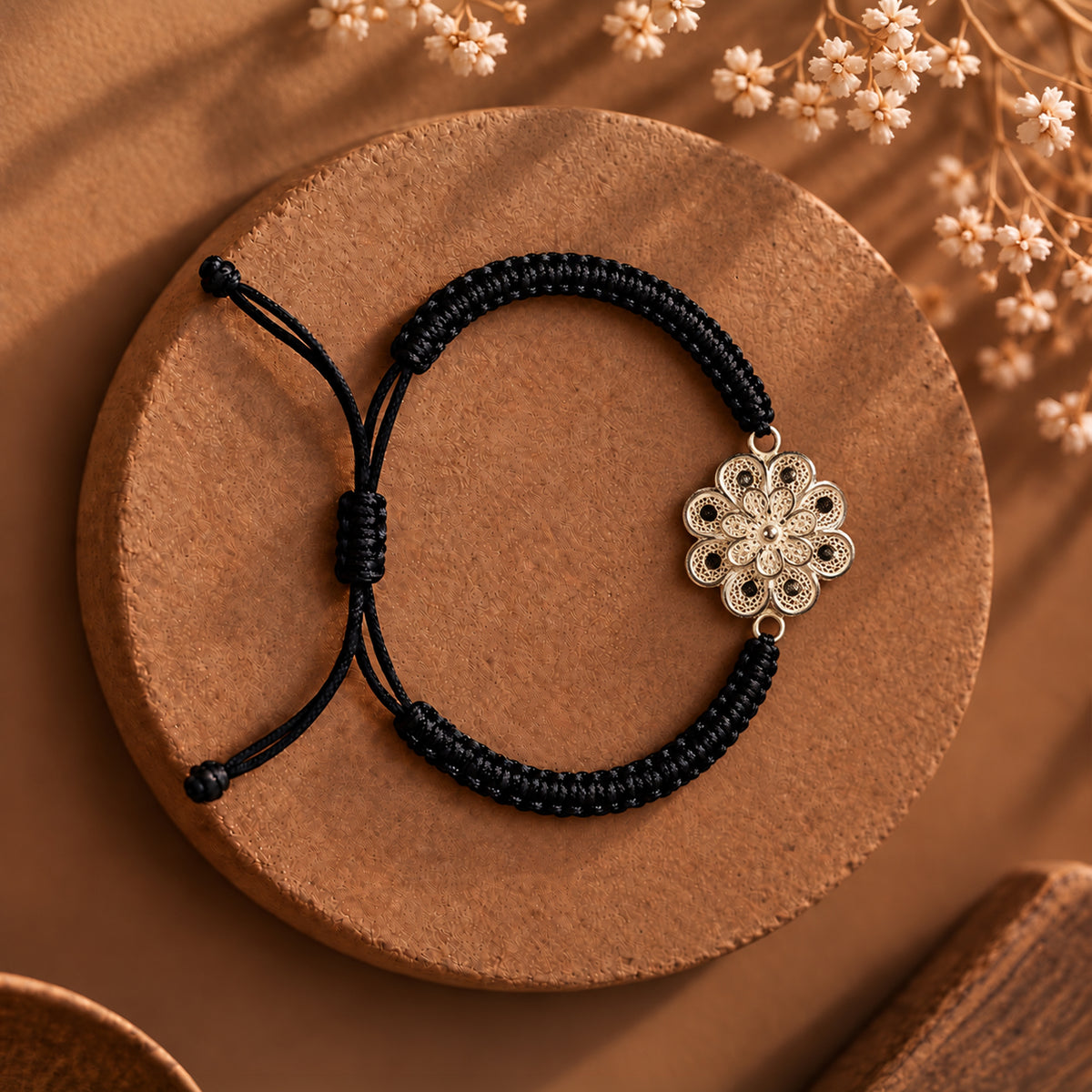 Pushp Mandala Tarakashi Bracelet