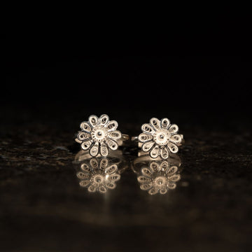traditional Tarakashi filigree silver bichiya India