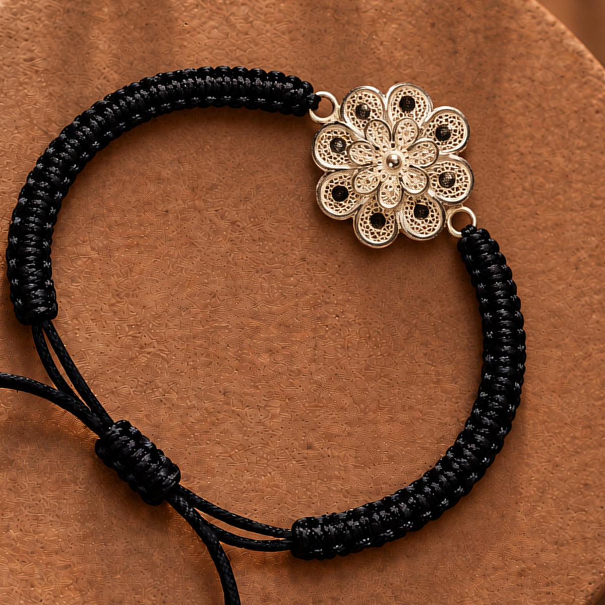 Pushp Mandala Tarakashi Bracelet