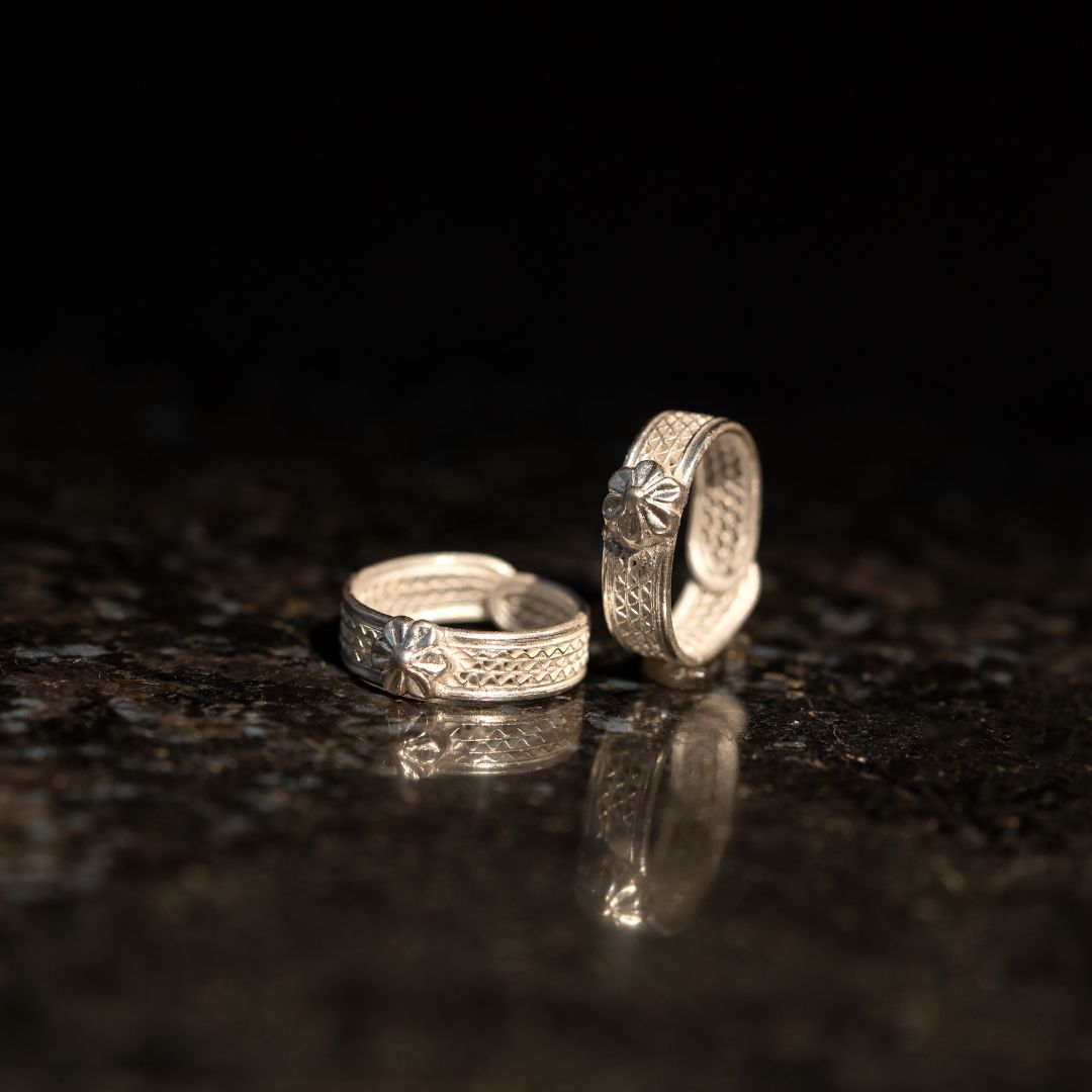 Tarakashi 925 sterling silver bichiya toe ring India