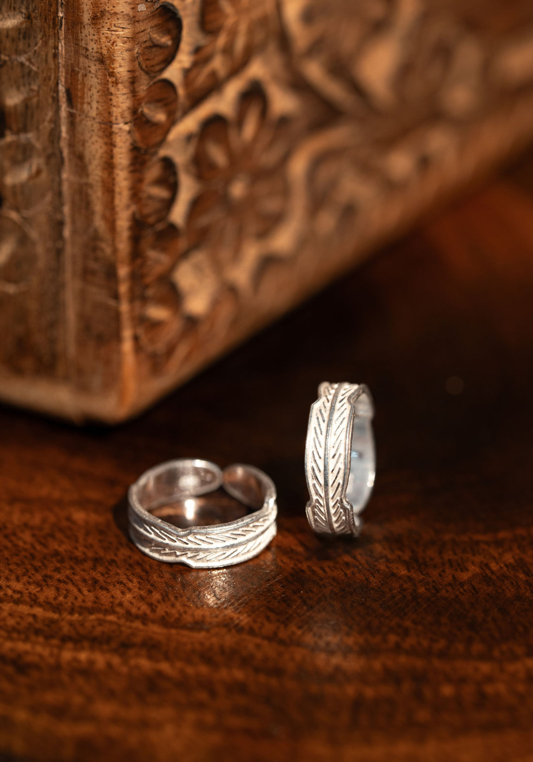 Rekha Linear Engraved Classic Toe Ring