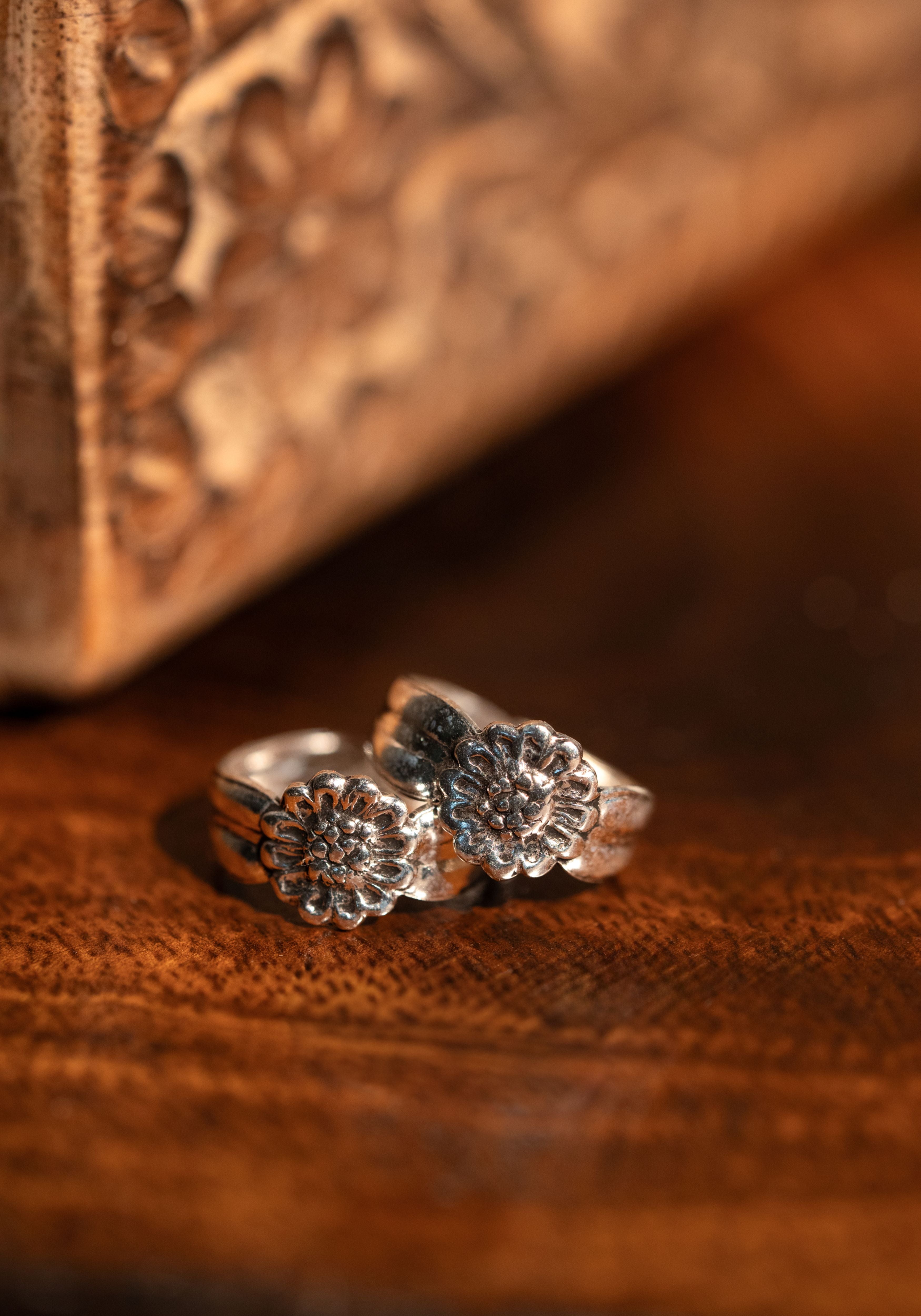 Chandrika Floral Silver Toe Ring