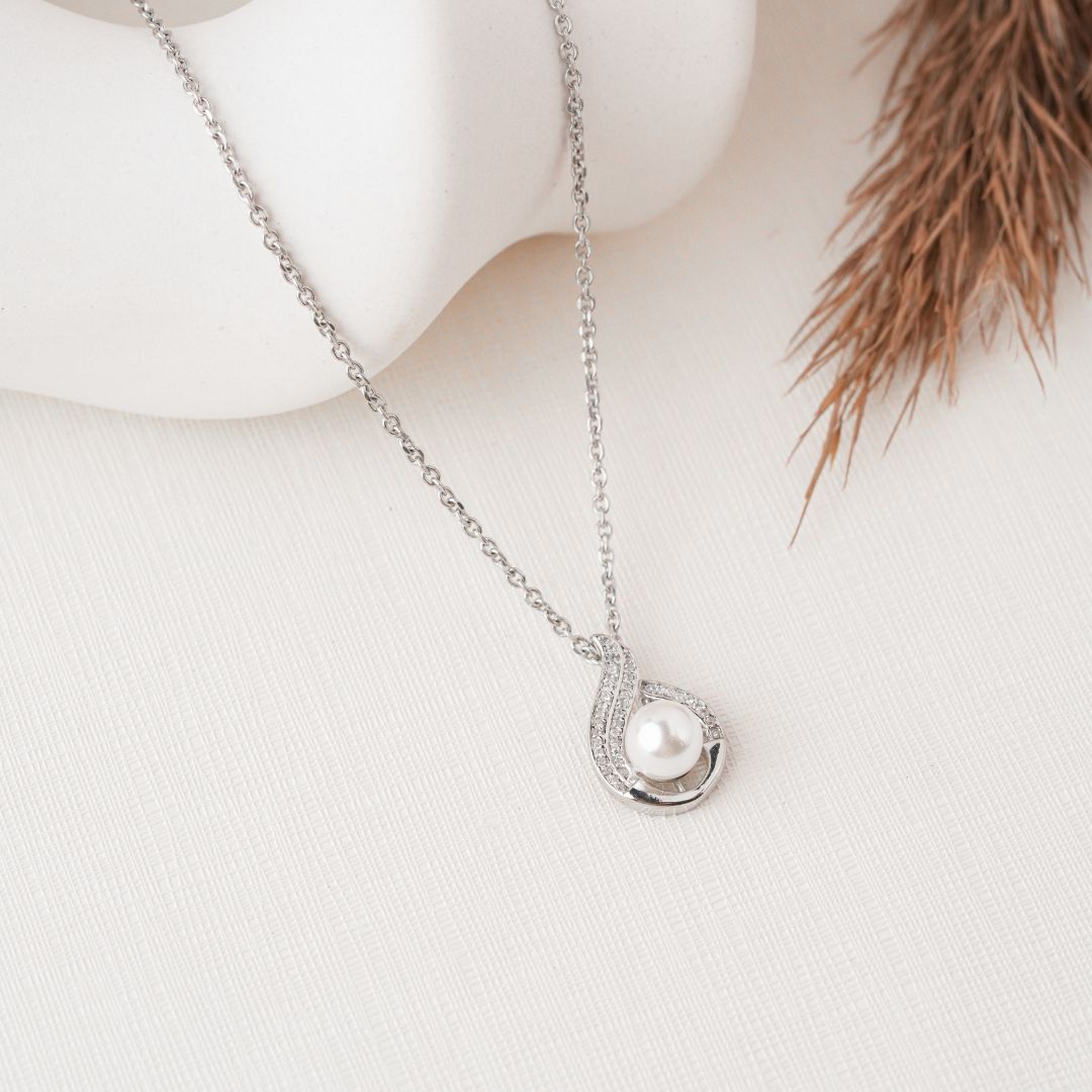 handcrafted 925 silver pendant with chain India