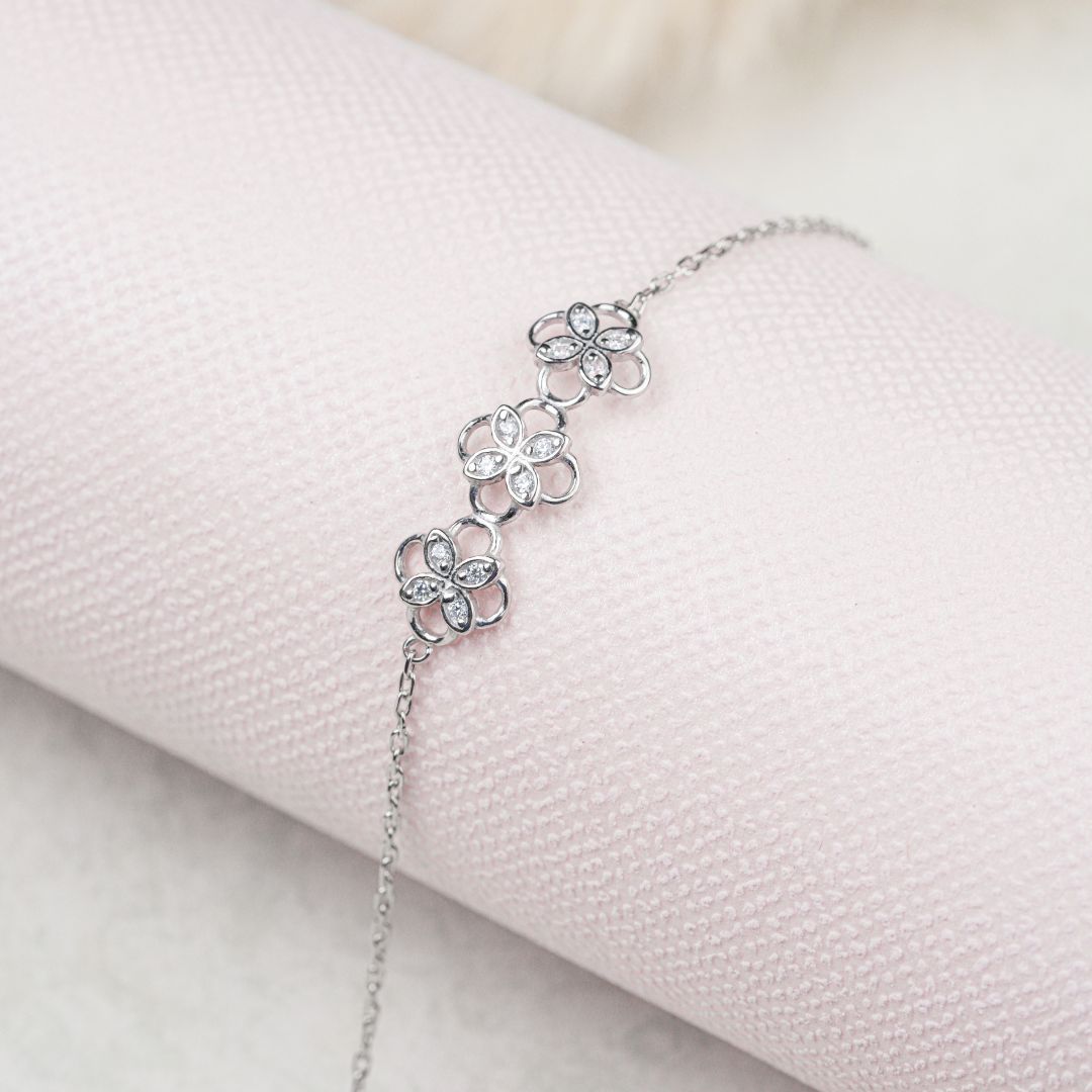 lightweight 925 silver pendant with chain women India