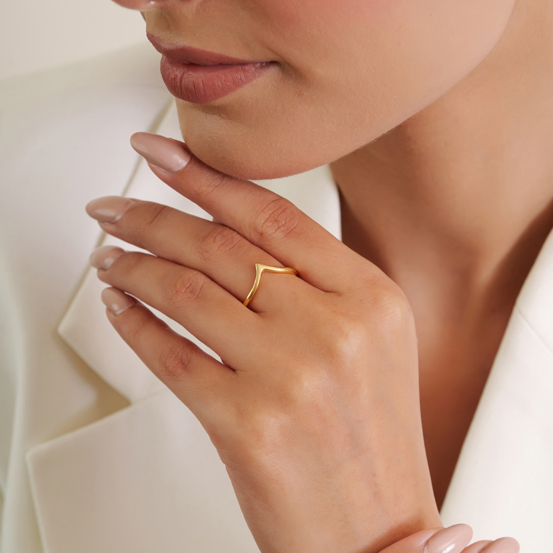 Veyra Angle Gold Ring