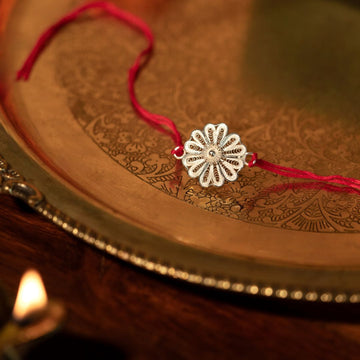Komal Pushp Tarakashi Rakhi
