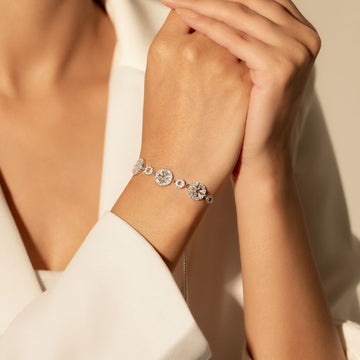 Radiant Circle Link Bracelet