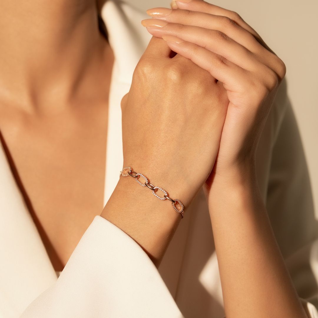 Oval Spark Chain Bracelet