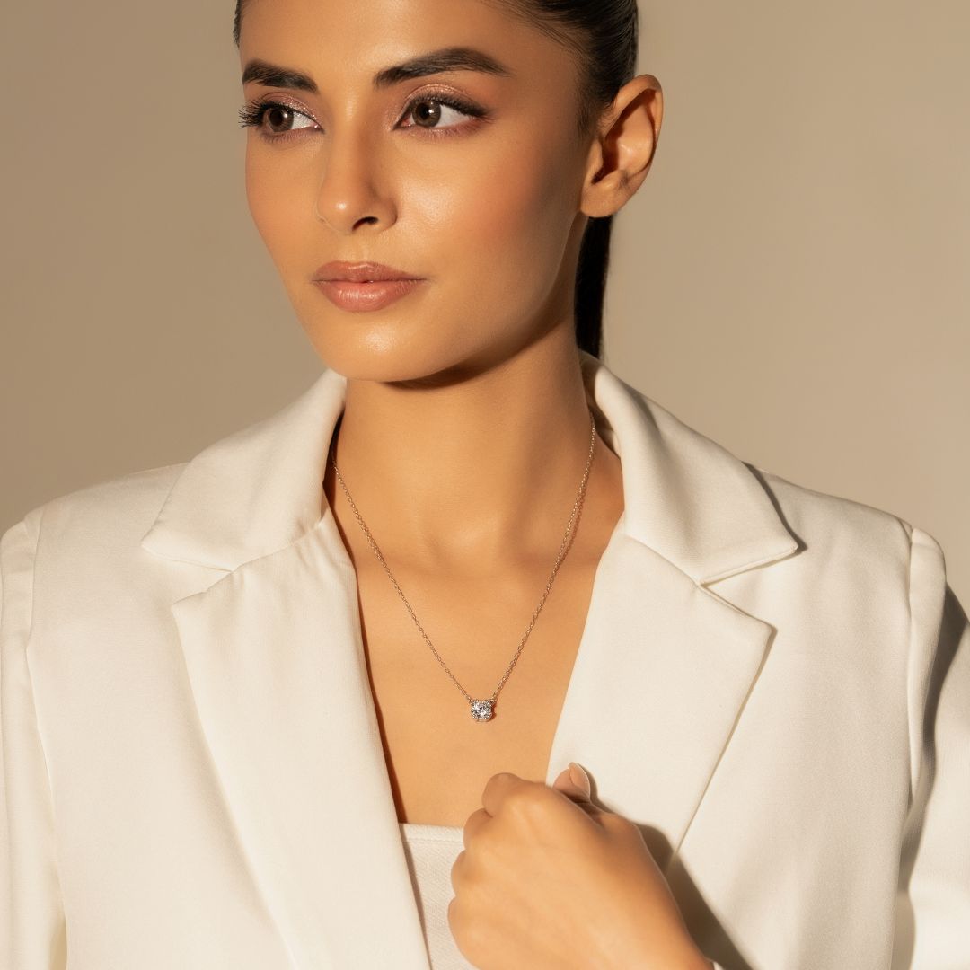 Stella Drop Pendant With Chain
