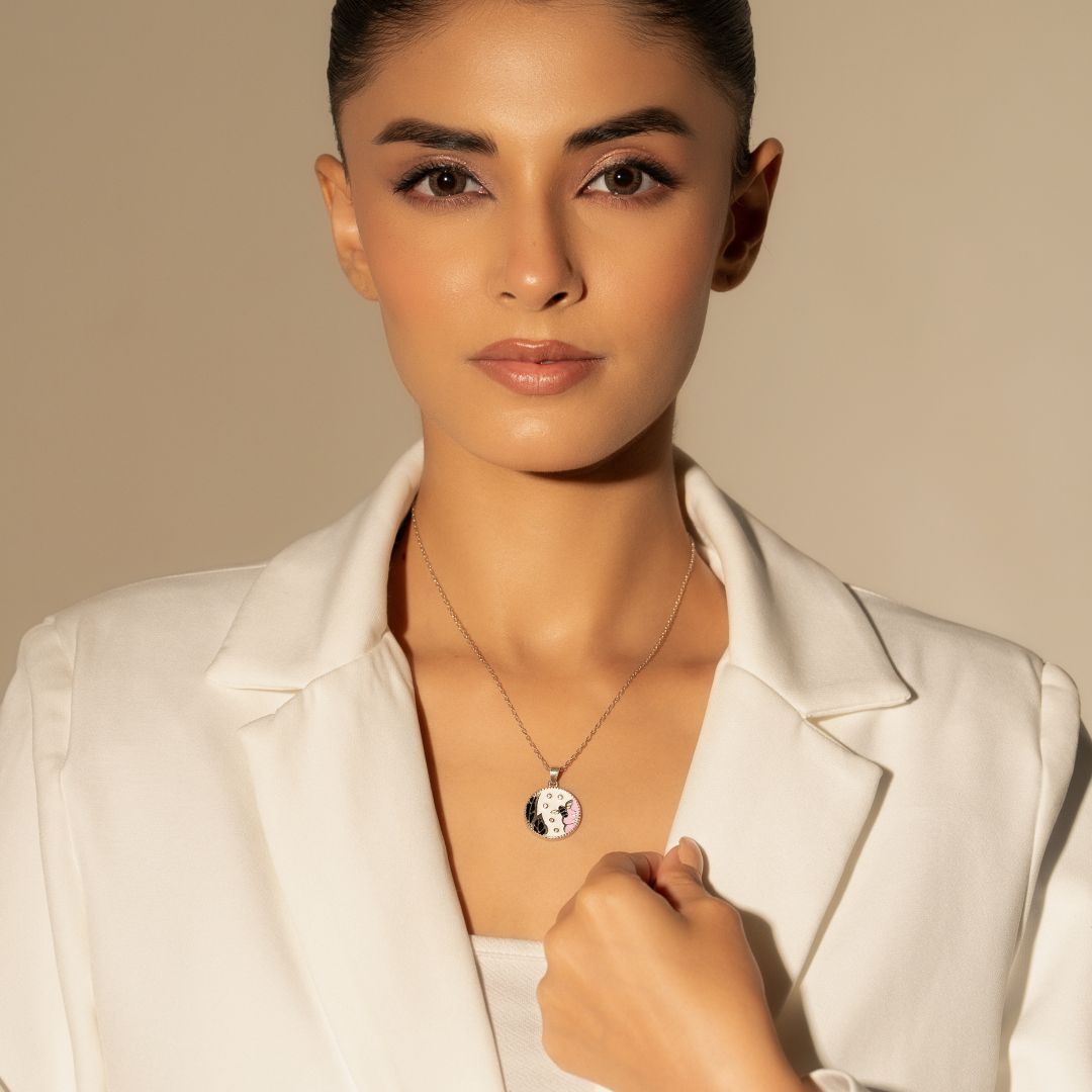 Muse Medallion Pendant With Chain