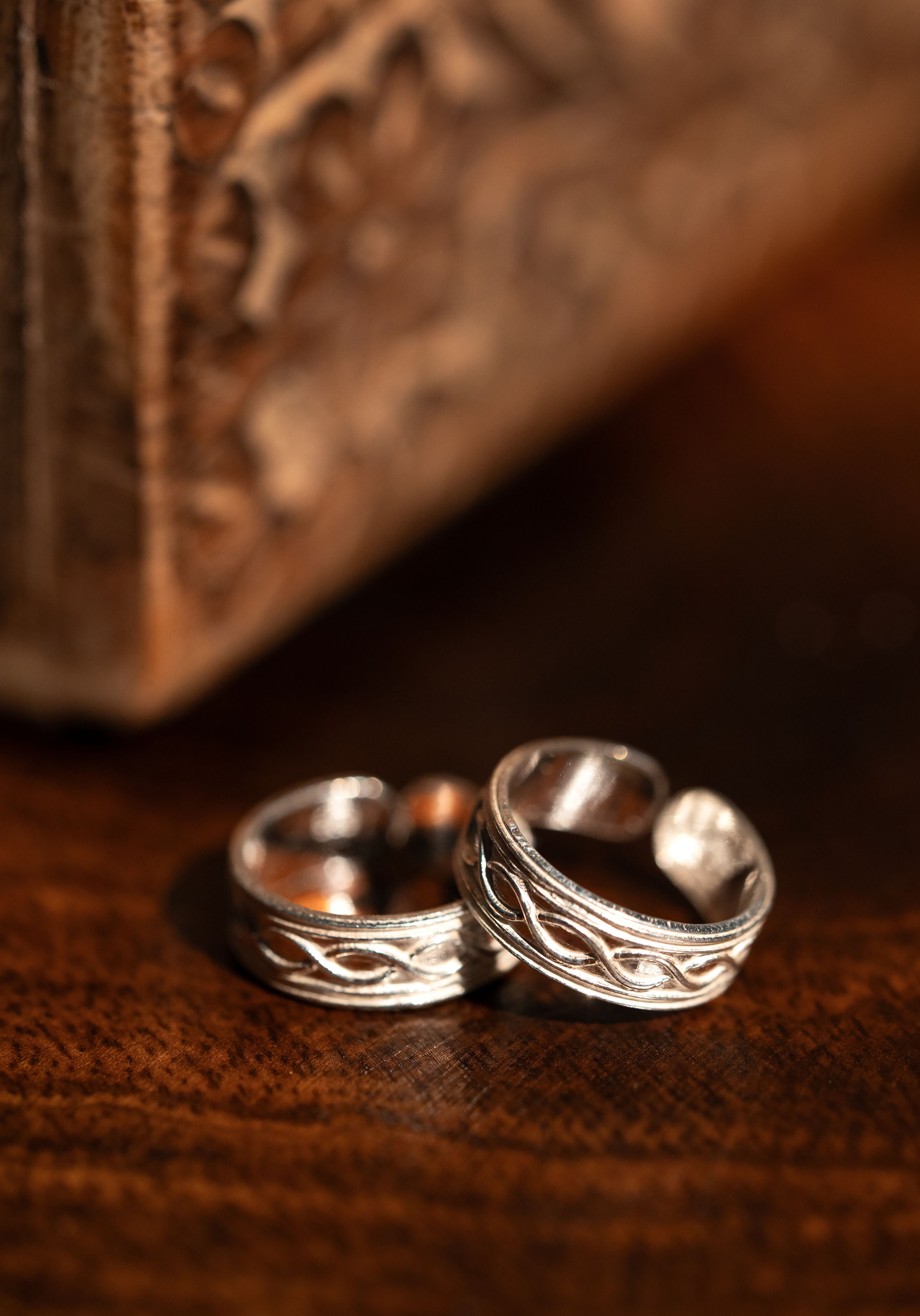 Loop Contemporary Ring Design Toe Ring