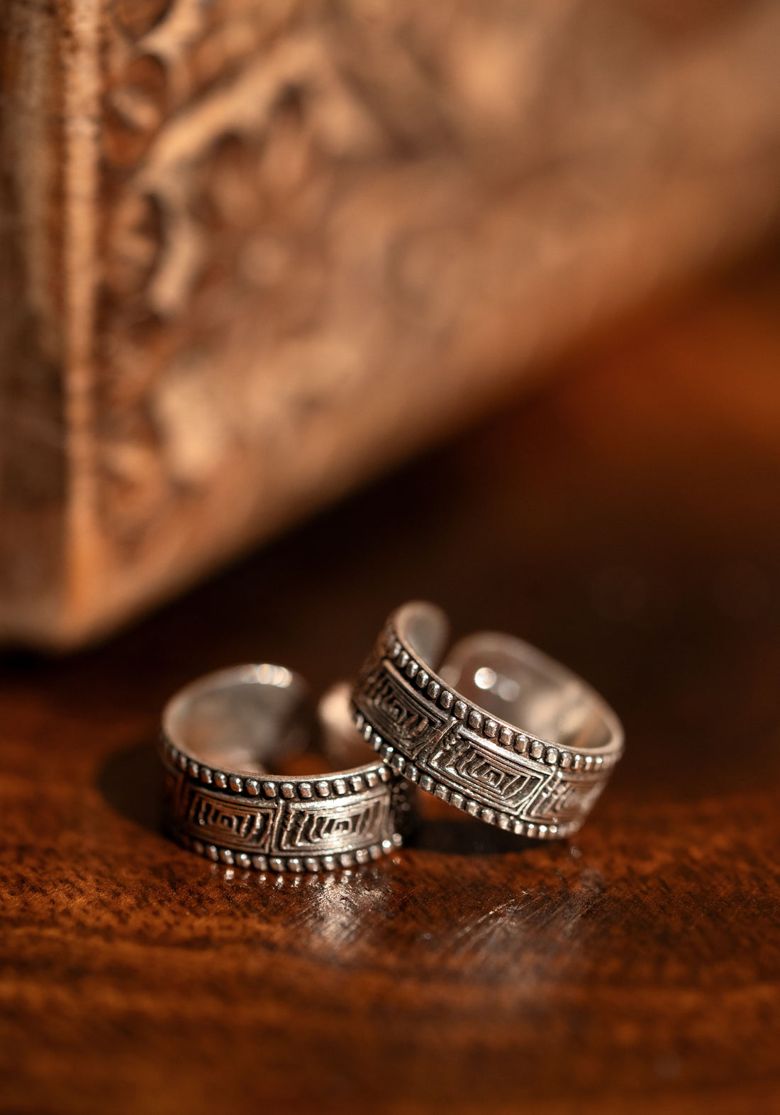 Shilp Engraved Band Traditional Toe Ring