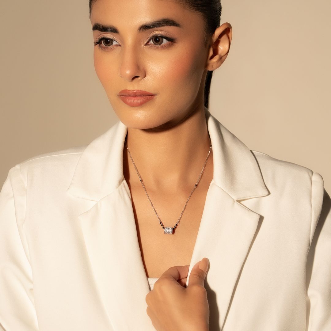 Meira Crystal Core Mangalsutra