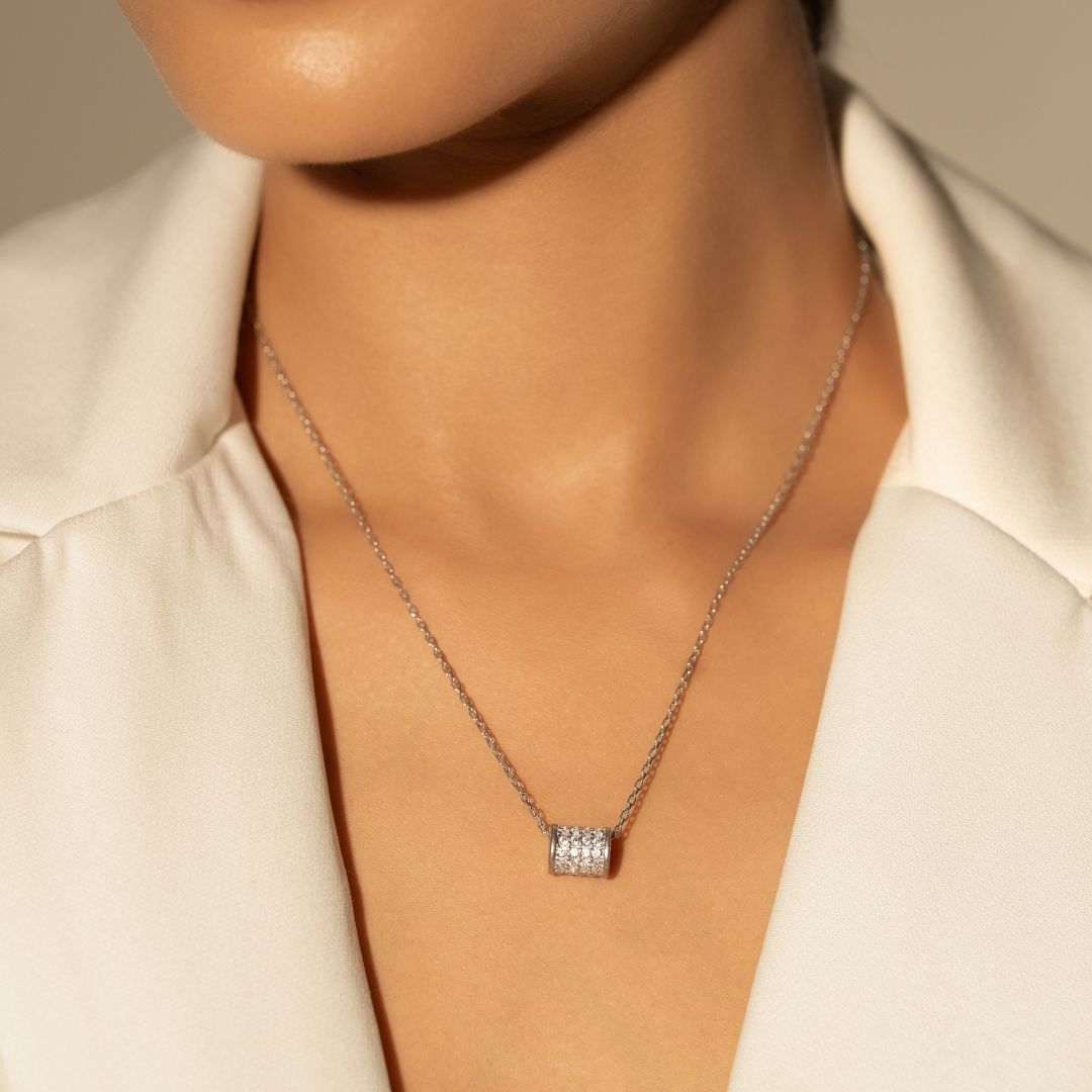 Shimmer Tube Pendant With Chain