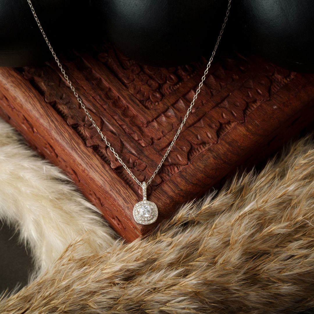 Radiance Pendant With Chain