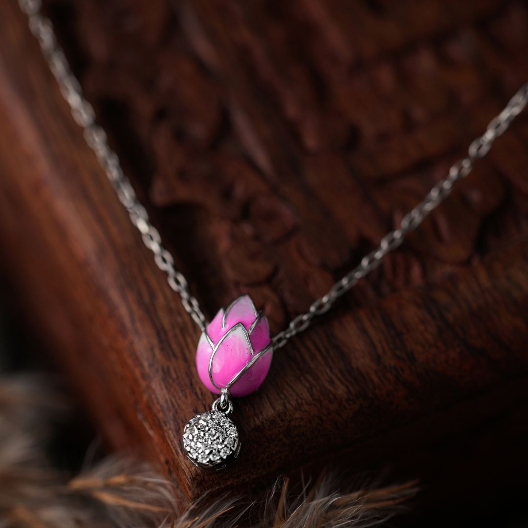 lightweight 925 silver pendant with chain women India