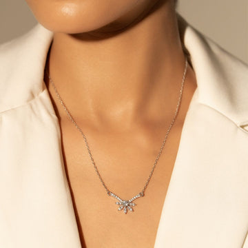Star Bloom Pendant With Chain