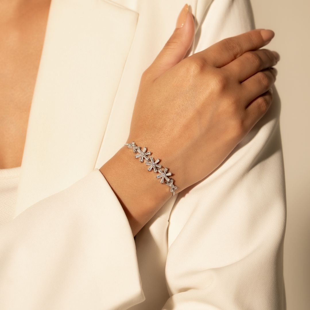 Crystal Daisy Silver Chain Bracelet