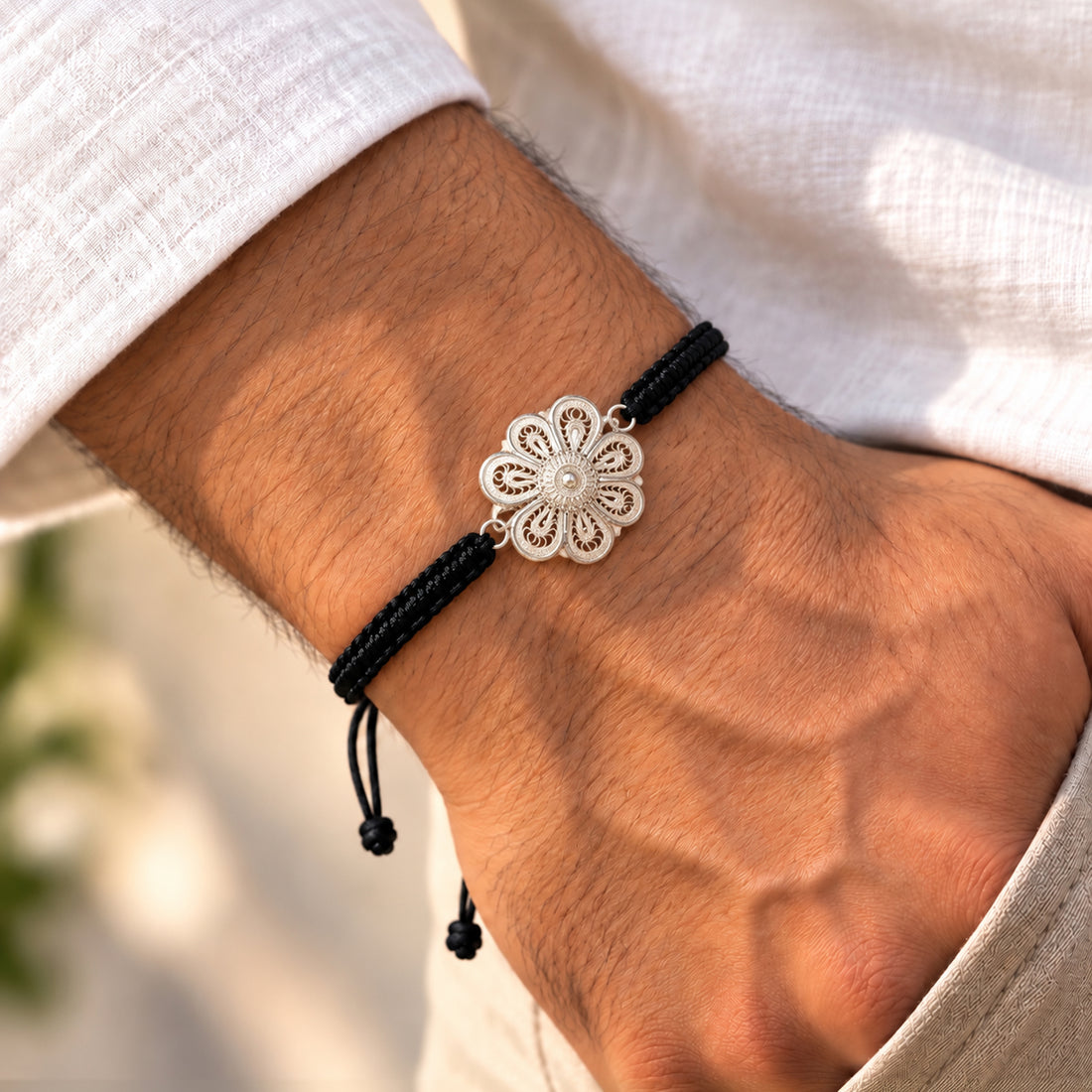 Komal Pushpika Tarakashi Bracelet