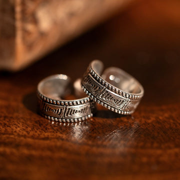 hallmarked 925 sterling silver bichiya toe ring in India