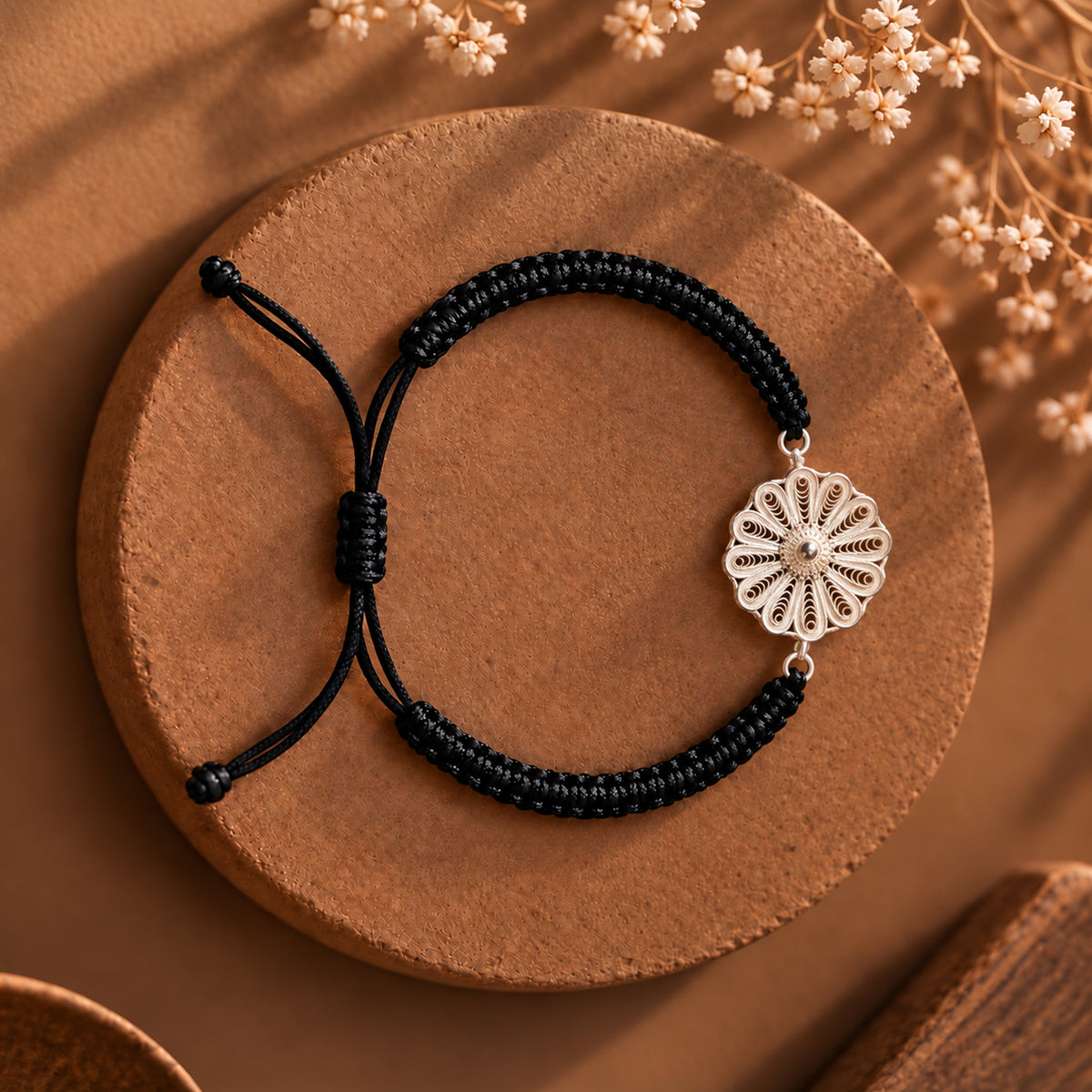 Komal Pushp Tarakashi Bracelet