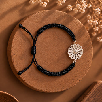 Komal Pushp Tarakashi Bracelet