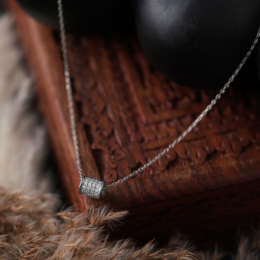 lightweight 925 silver pendant with chain women India