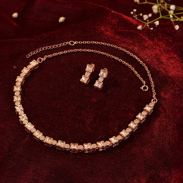 Mehr Kundan Glow Necklace Set with Earrings