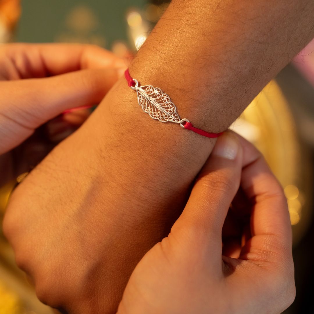 Tarakashi Patra Rakhi