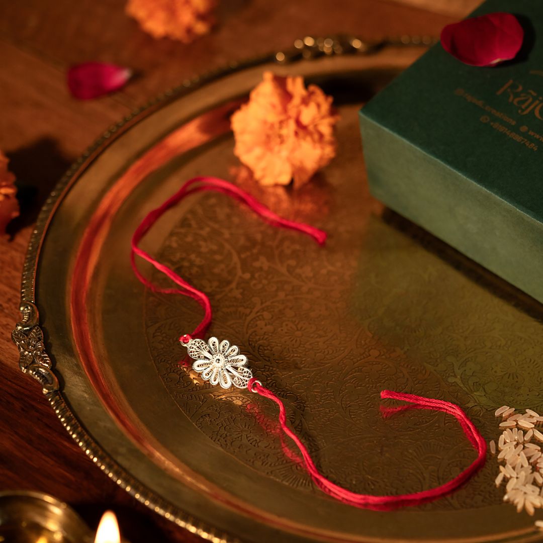 Tarakashi Pushp Rakhi