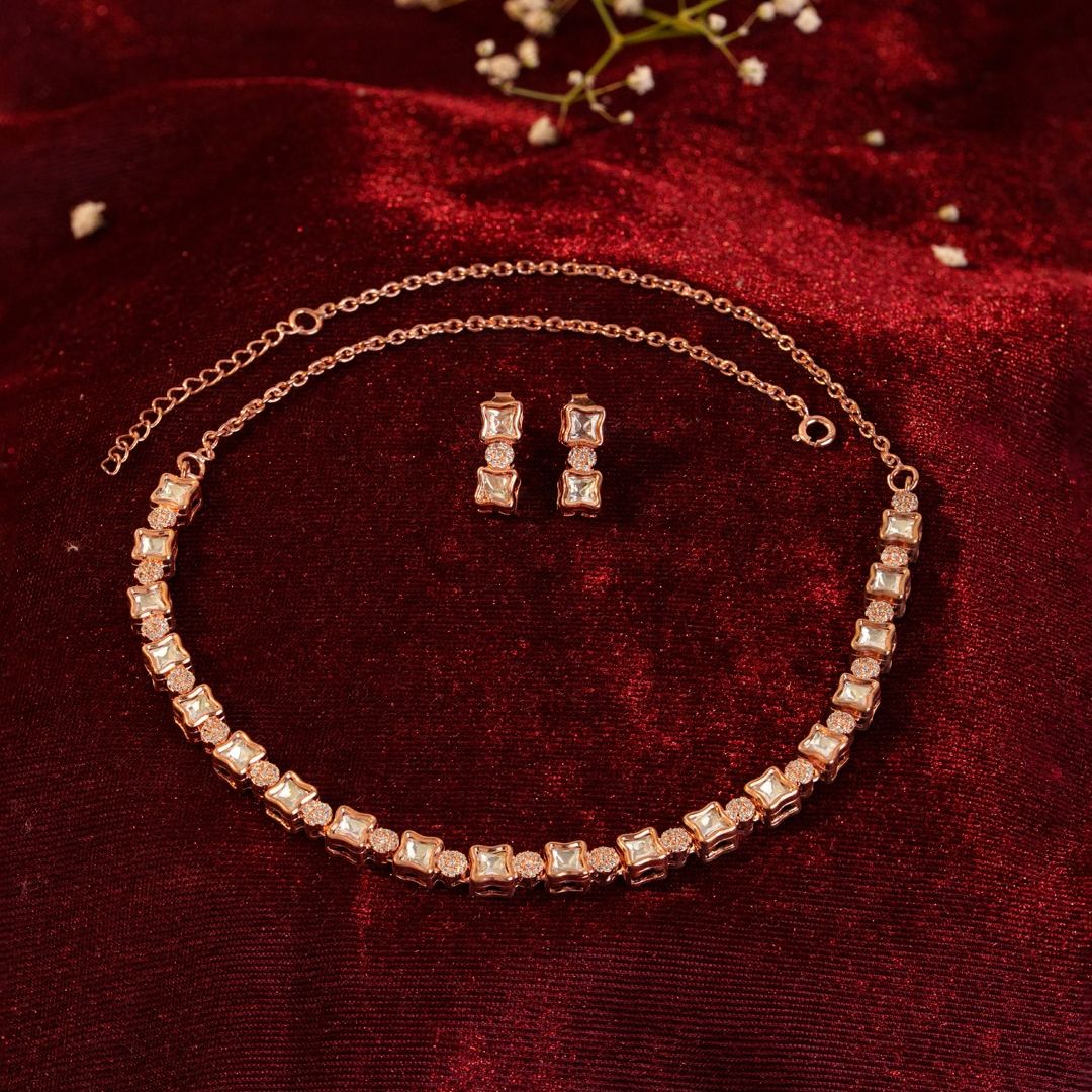 Mehr Kundan Glow Necklace Set with Earrings