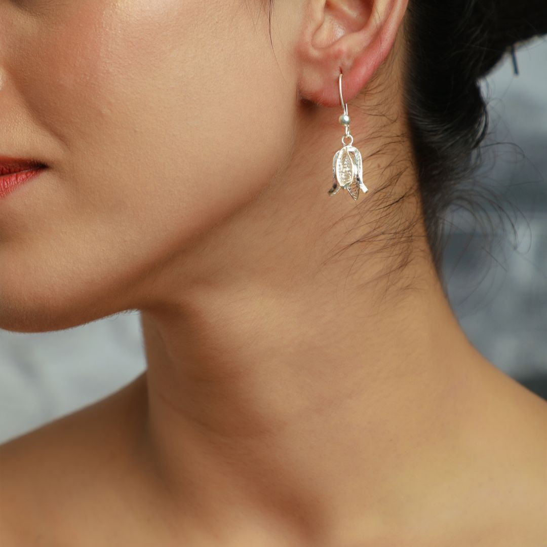 handmade Tarakashi filigree sterling silver earrings India