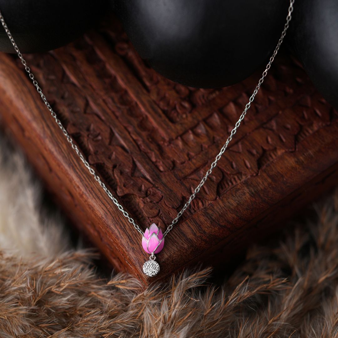 lightweight 925 silver pendant with chain women India