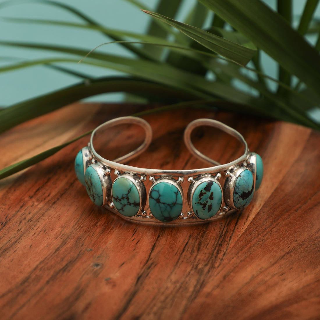 Neelanjali Silver Stone Bracelet