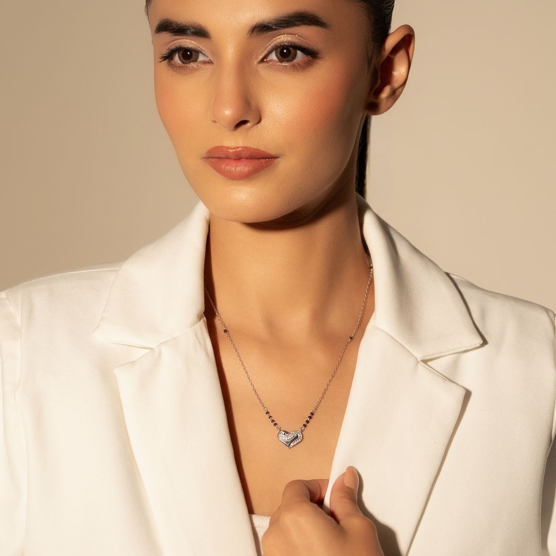 Eira Heart Mangalsutra