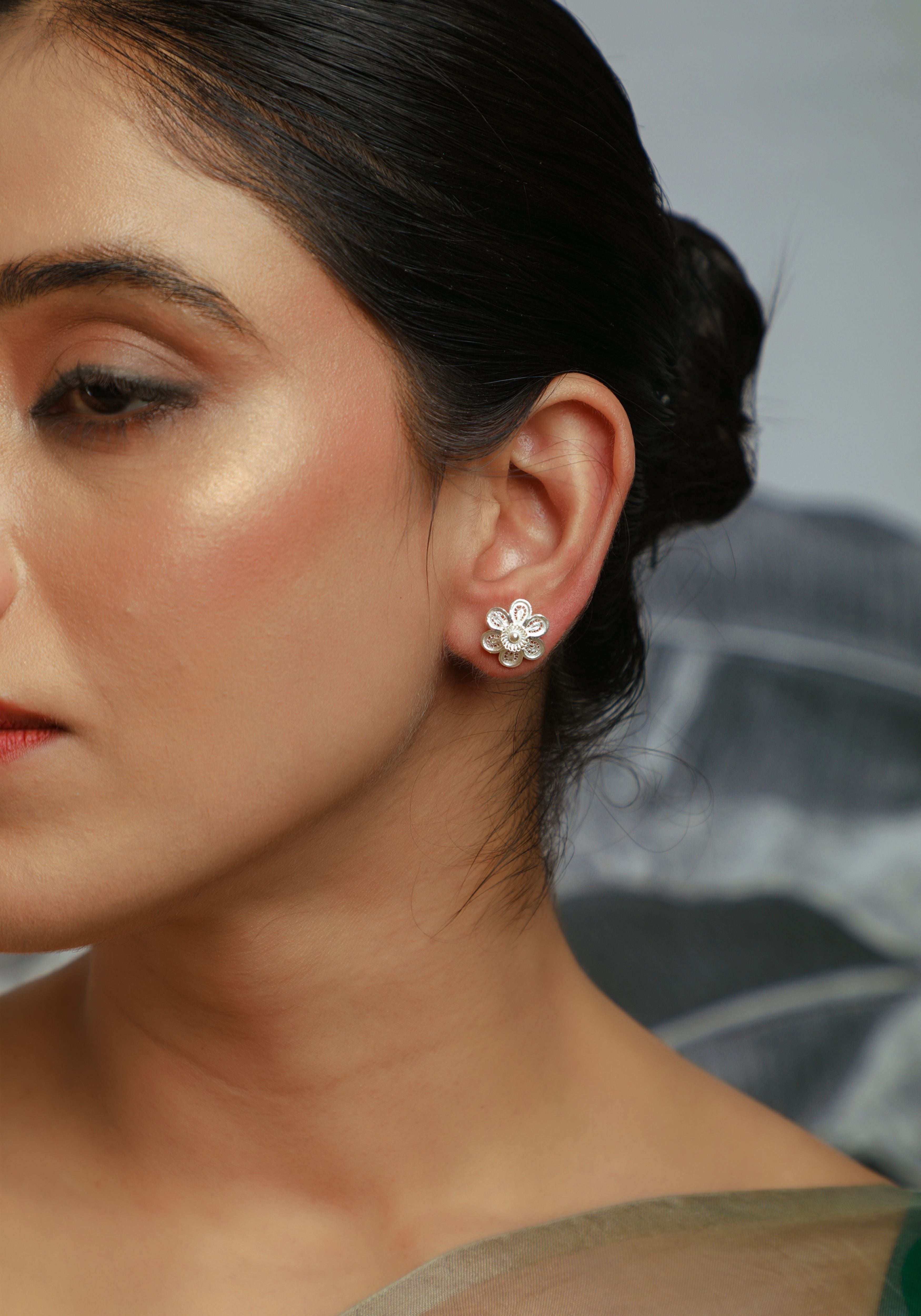 Harini Silver Filigree Earrings