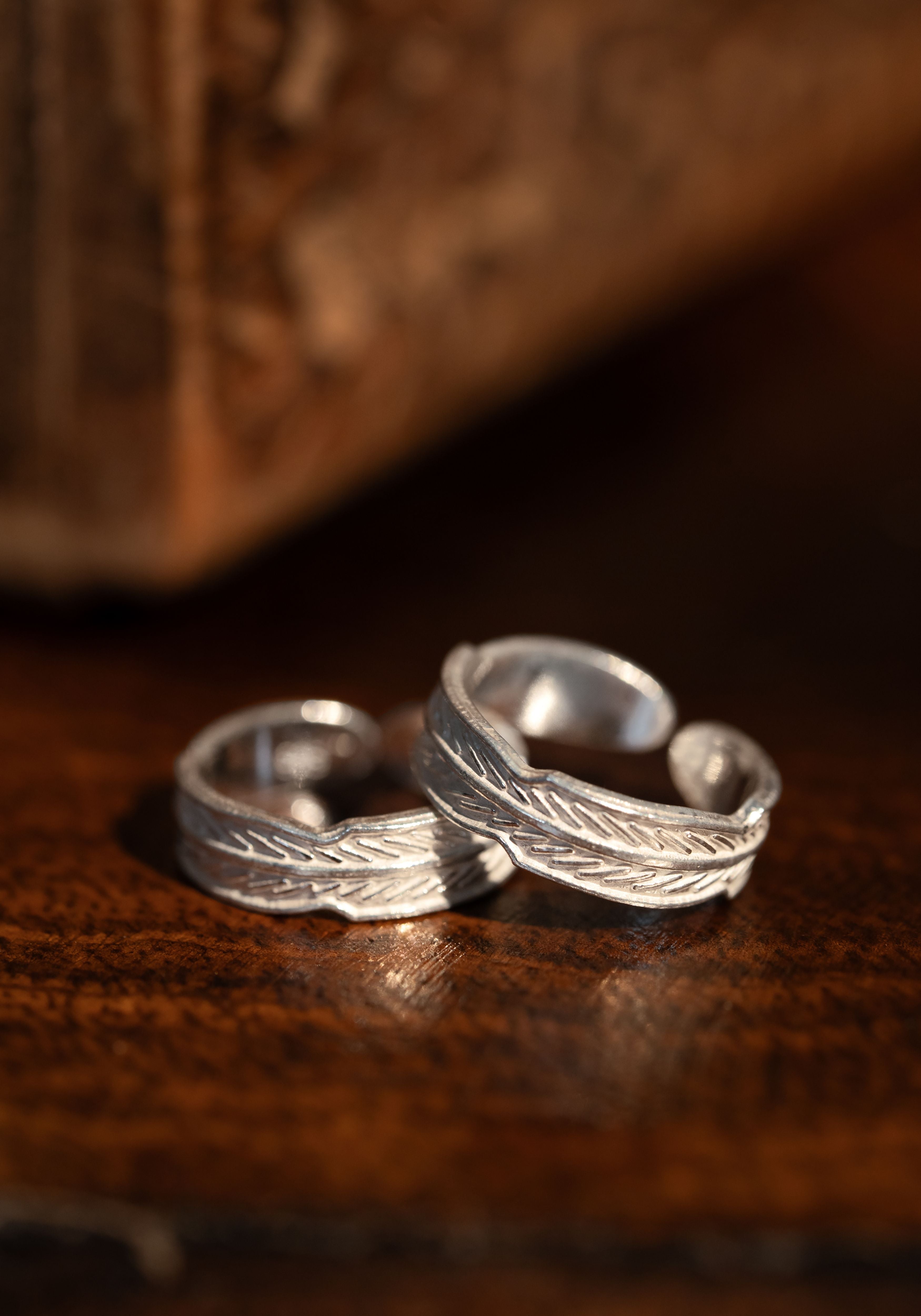 Rekha Linear Engraved Classic Toe Ring