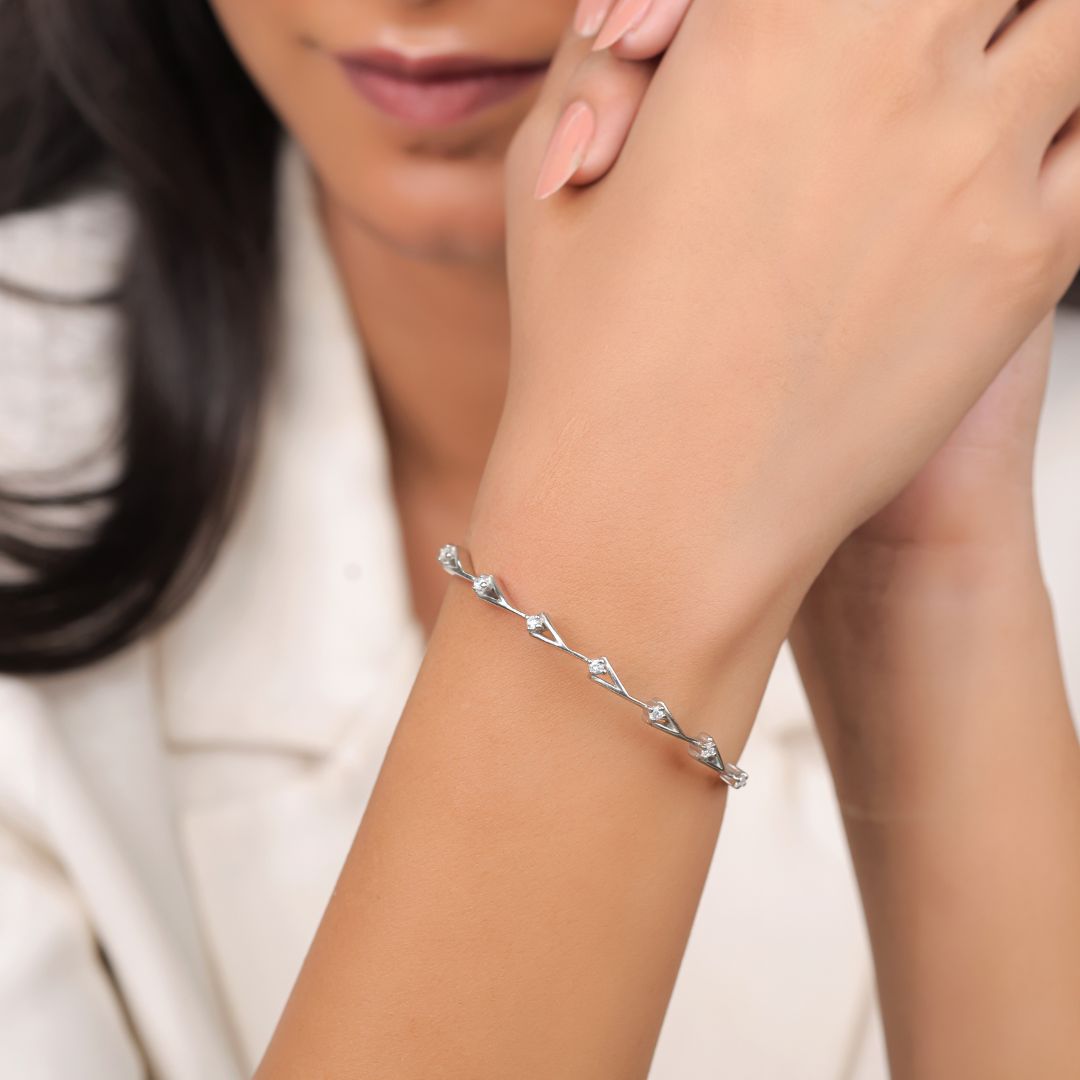 925 sterling silver bracelet for women India online