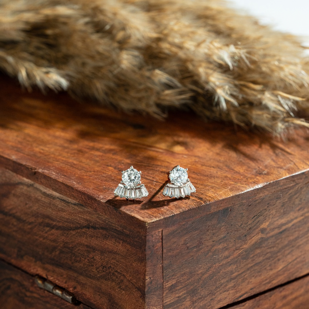 Spark Fan Silver Studs