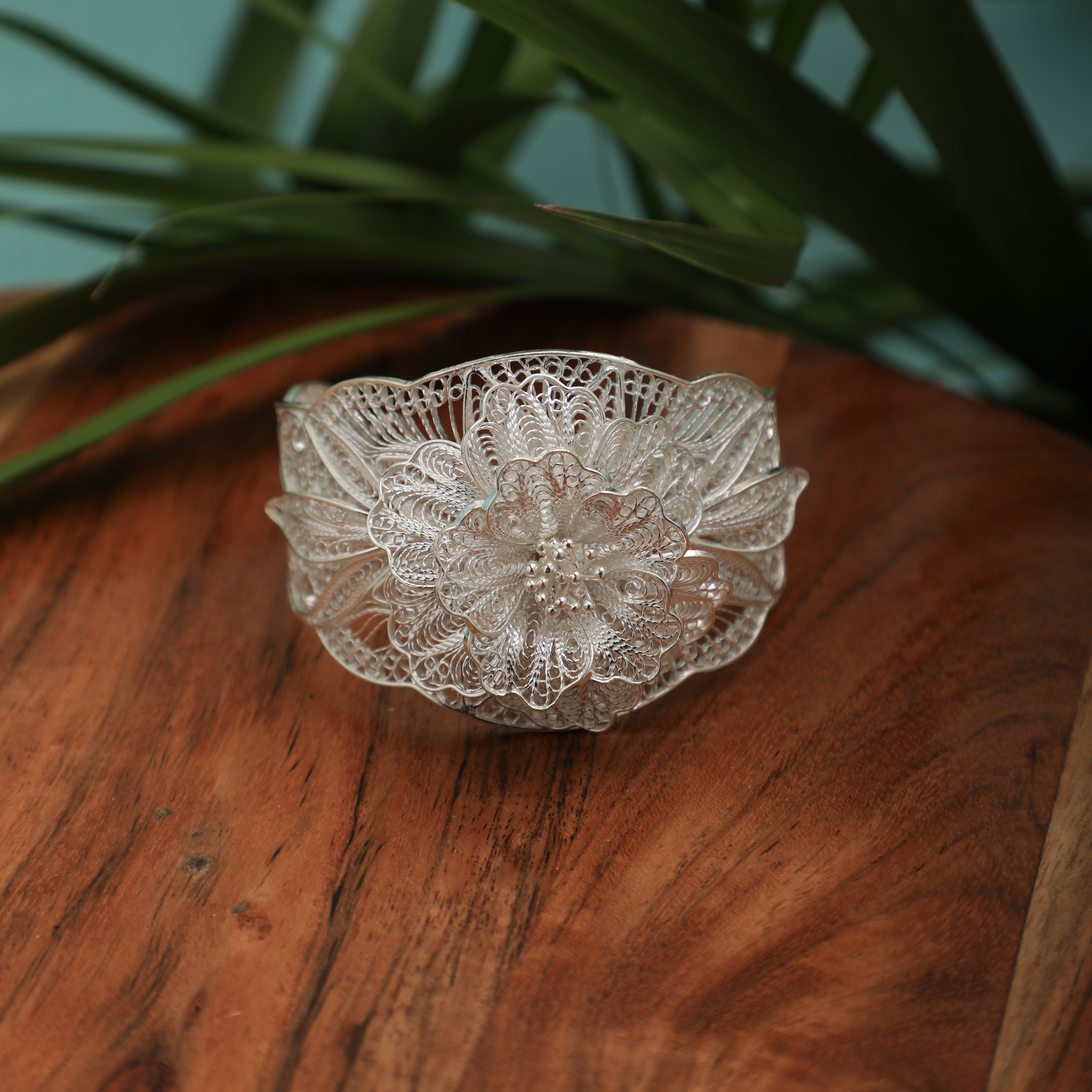 Silver Filigree Bracelet: Elegant Bracelet