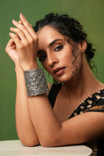 Traditional Floral Oxidized Cuff