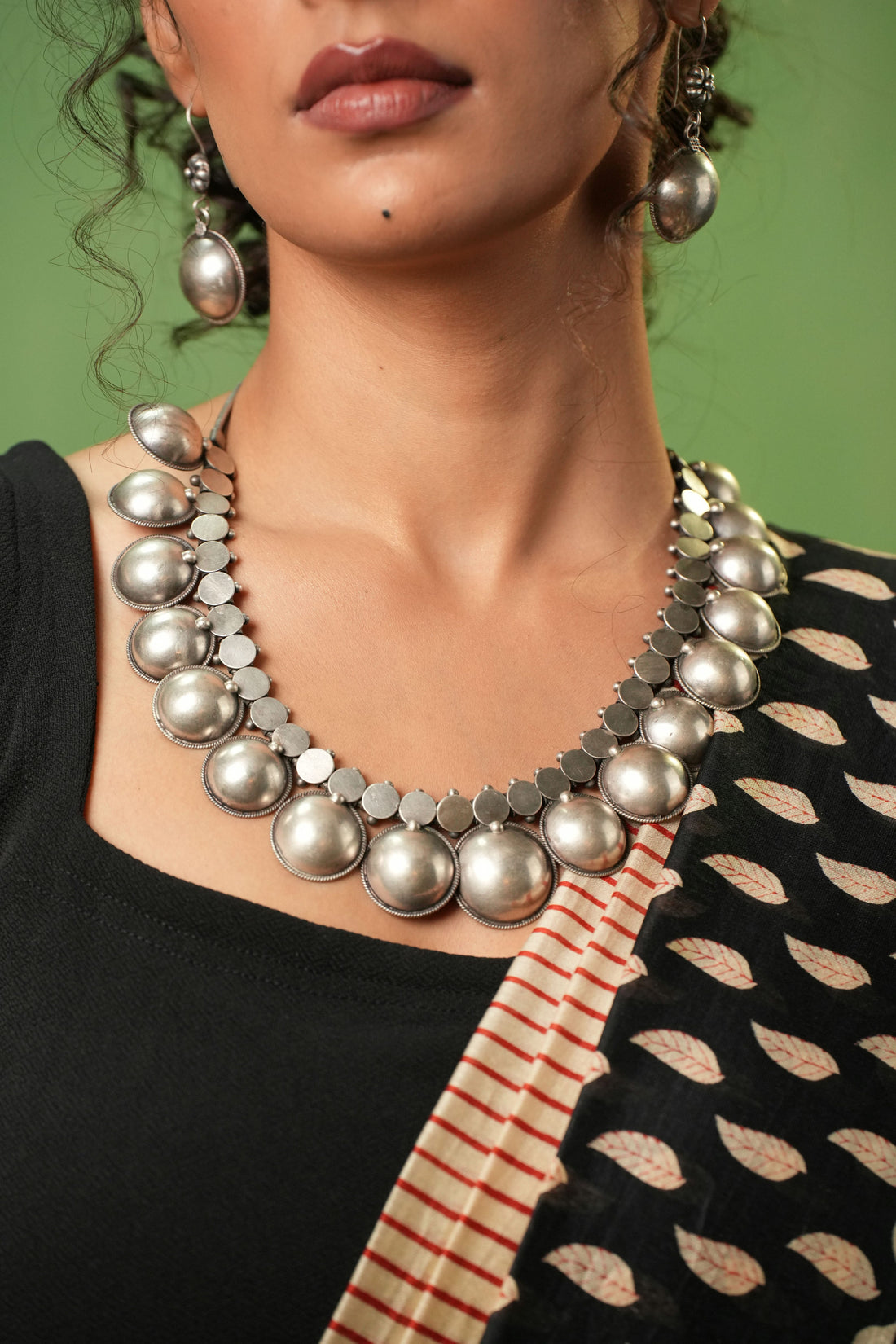 Gumbad Handcrafted Silver Necklace Set