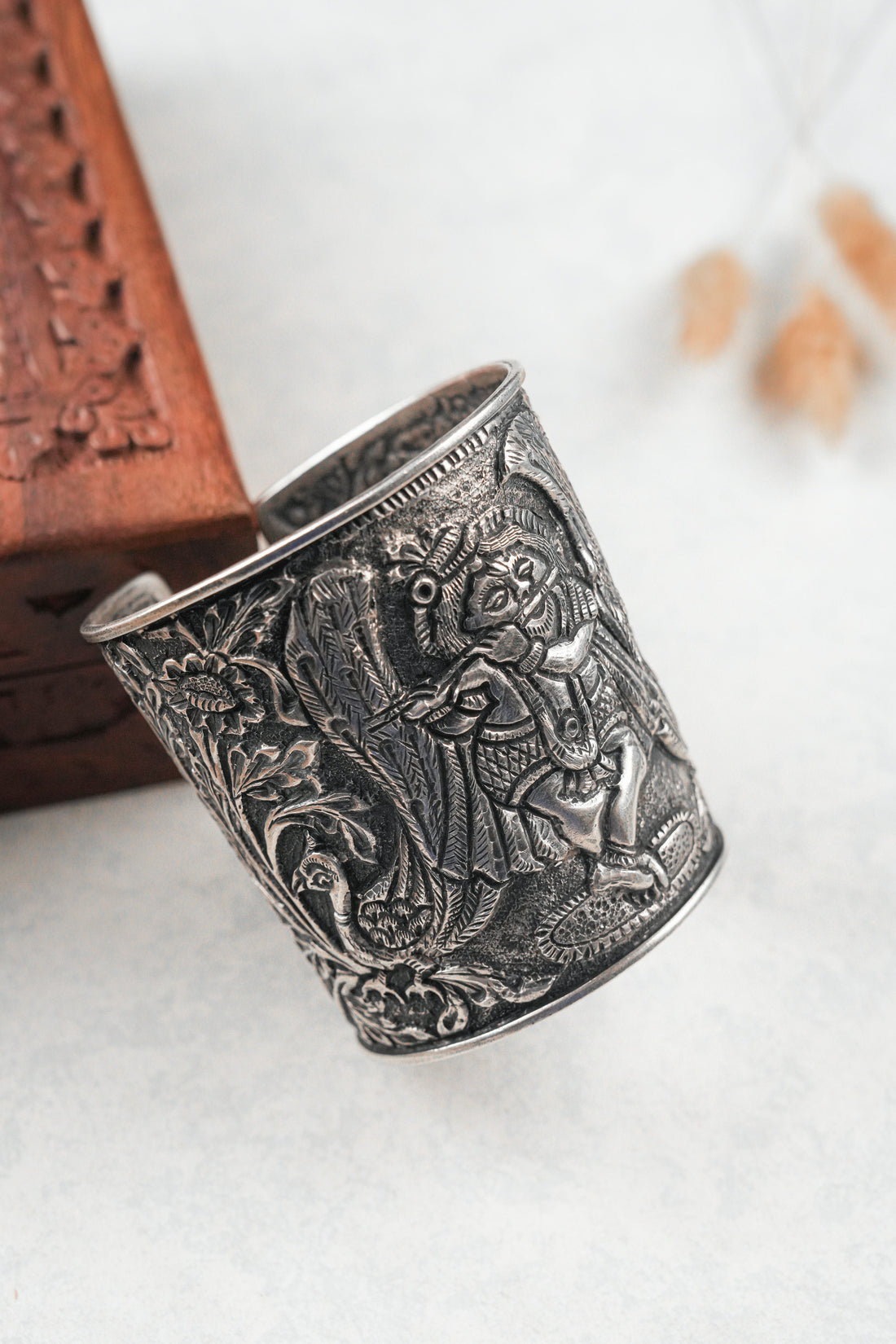 Krishna Motif Oxidized Cuff