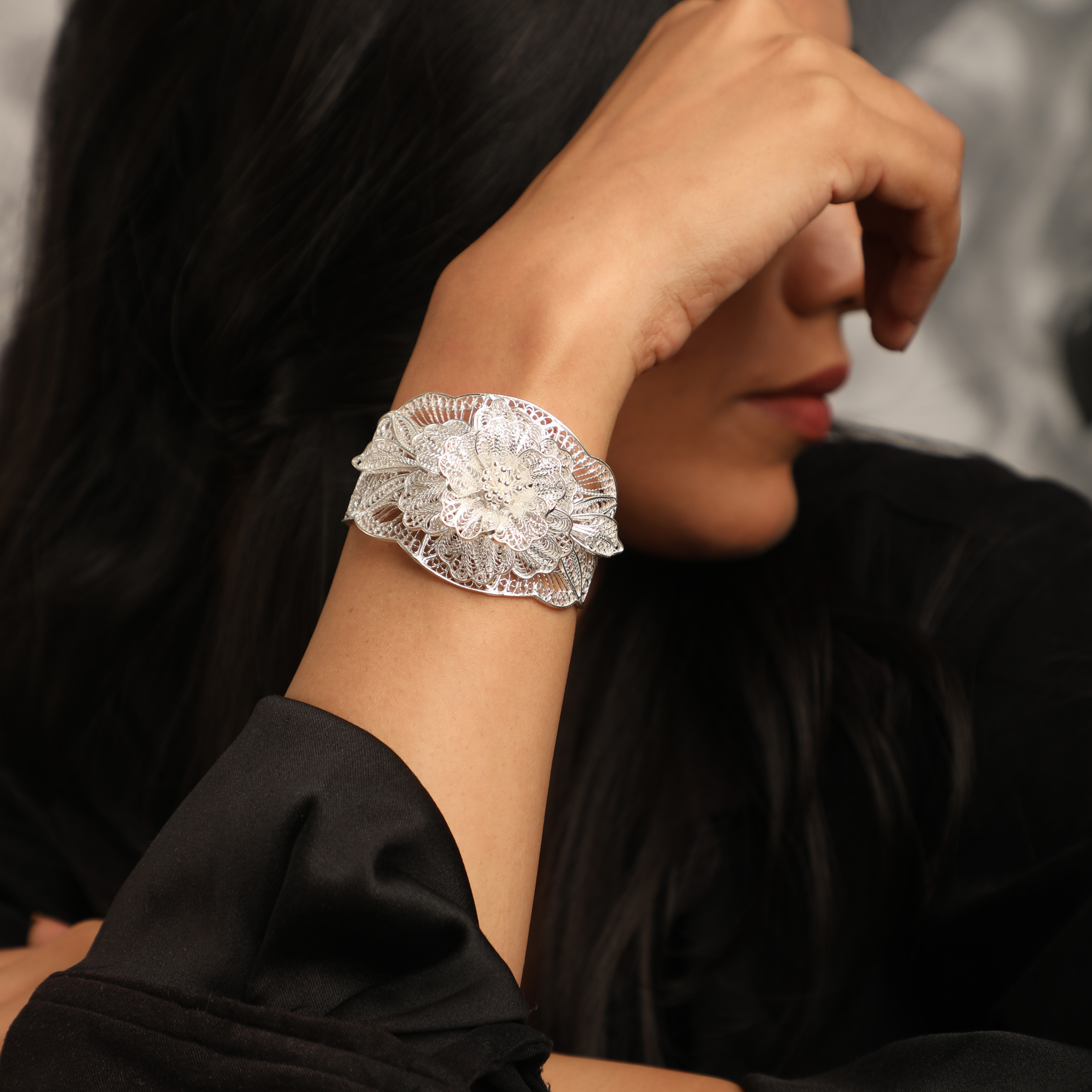 Silver Filigree Bracelet: Elegant Bracelet