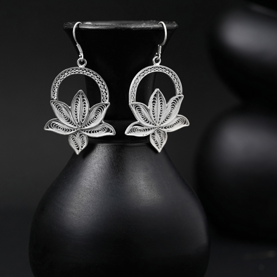 handmade Tarakashi filigree sterling silver earrings India