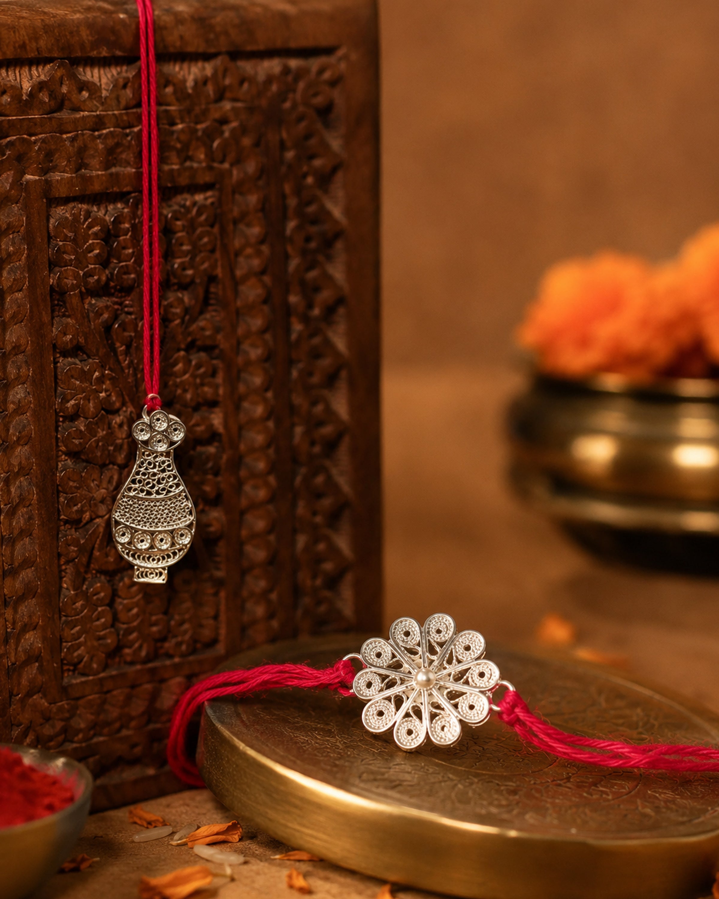 Vasanta Kalash Bhai Bhabhi Rakhi Combo